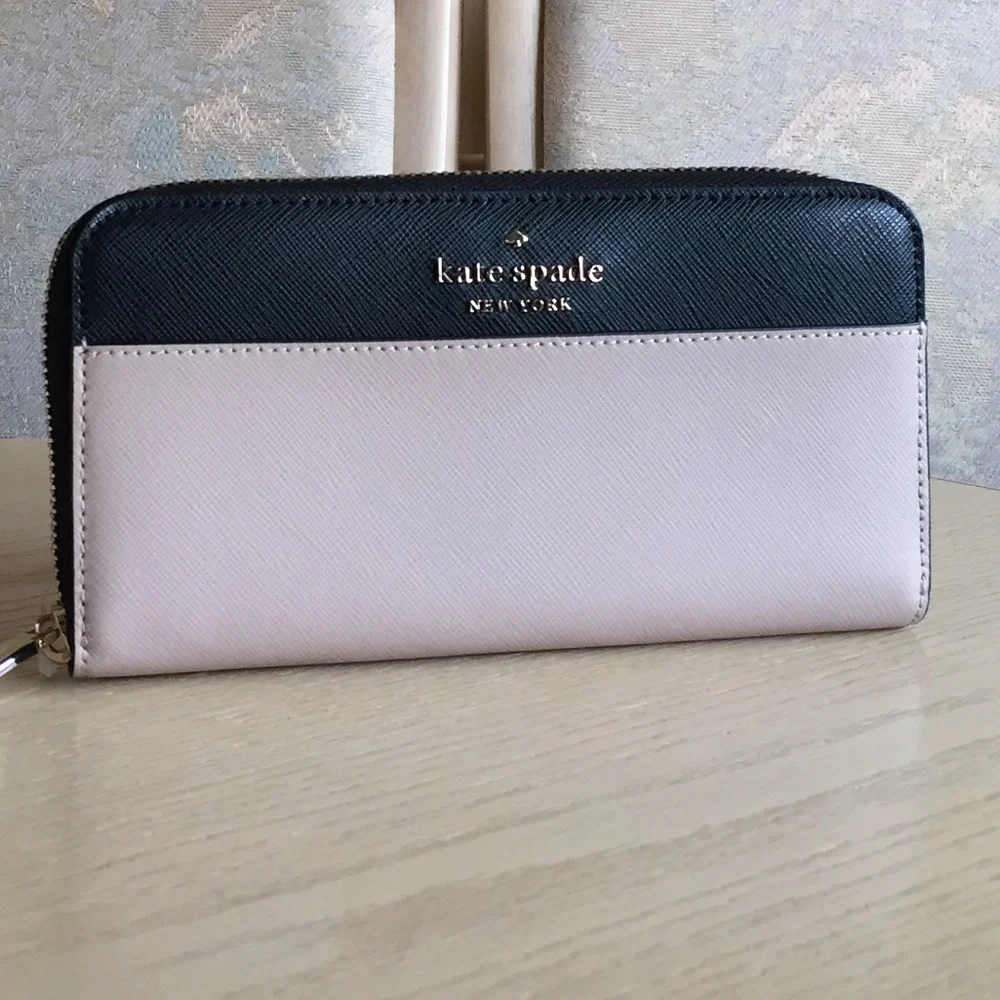 Kate Spade Warm Beige And Black Leather Wallet